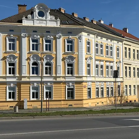 Mary Lejlighed Litoměřice